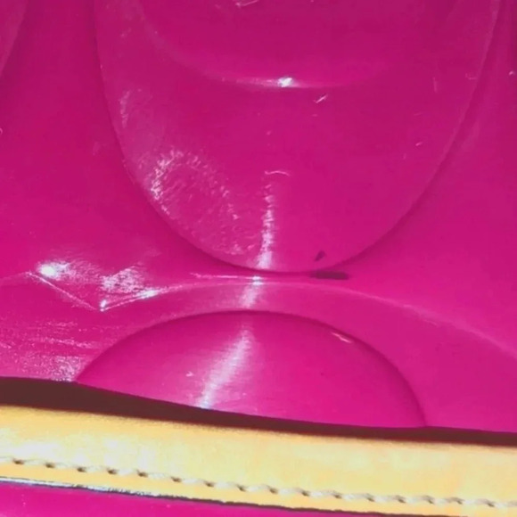 Coach Peyton Embossed Patent Convertible Hobo In Crimson Pink And Tan - Picture 8 of 12